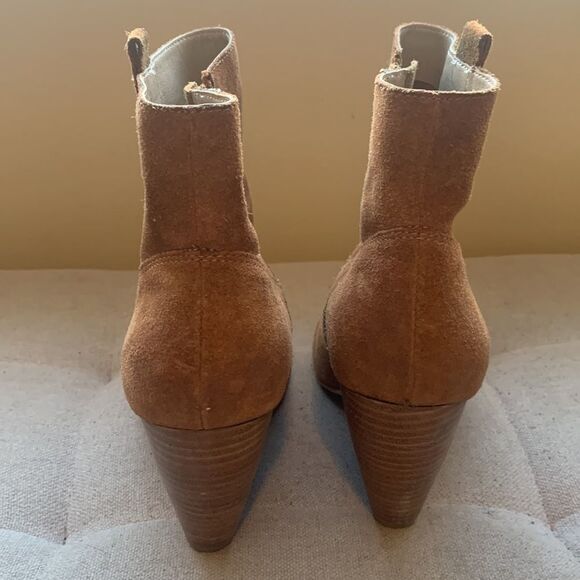 Pelle Moda Booties Brown Suede Ankle Boots Block Heel Womens Size 9 Western Boho - Picture 6 of 12